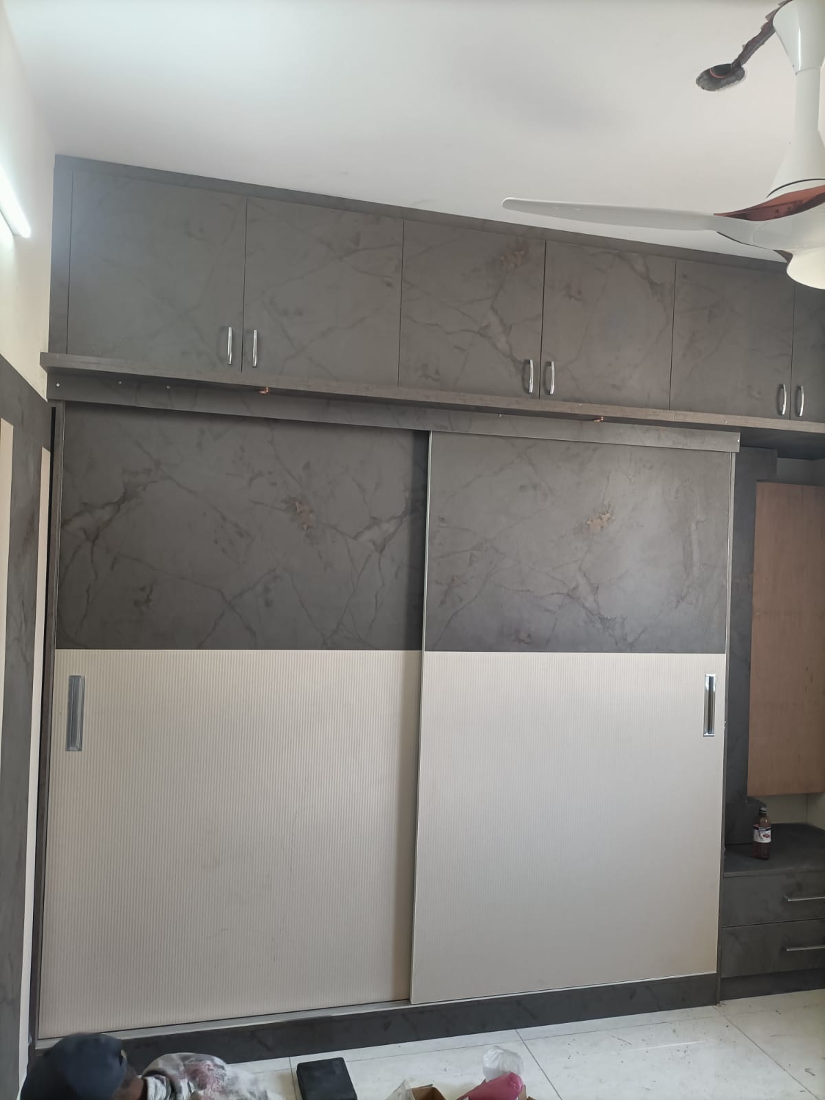 Sliding Doors wardrobe 12/14